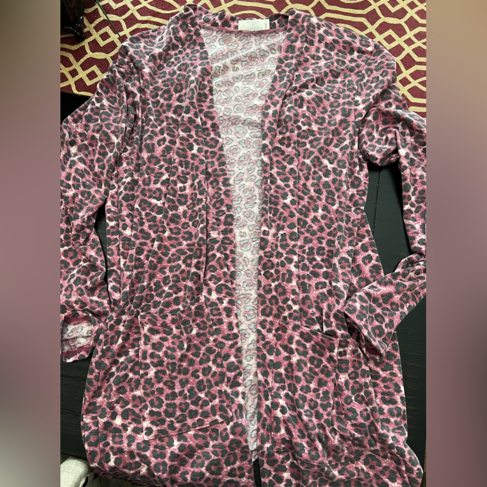 Zenana Longsleeve T-Shirt Cardigan Leopard Print